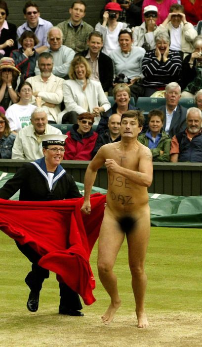 Streaking 34