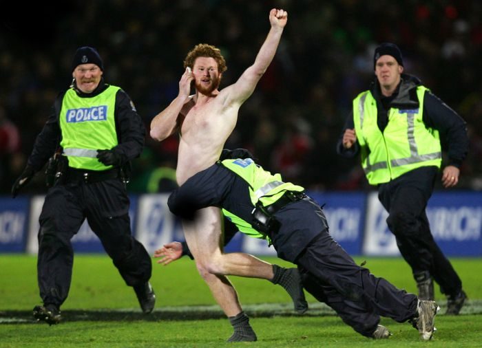 Streaking 33