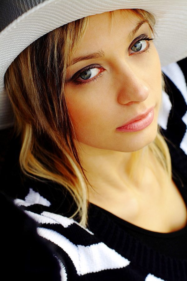 Y2h52iry1g1vd1GF.jpg