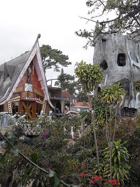 Dalat Crazy House 13