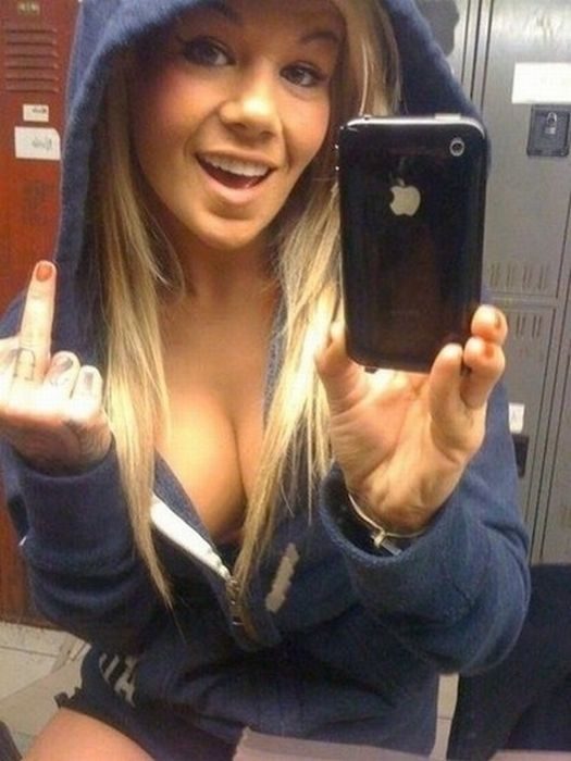 Dziewczyny z iPhonem #2 13