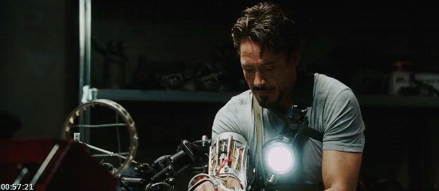 Iron Man (2008) DVDRip Español Latino Iron Man (2008) DVDRip Español Latino