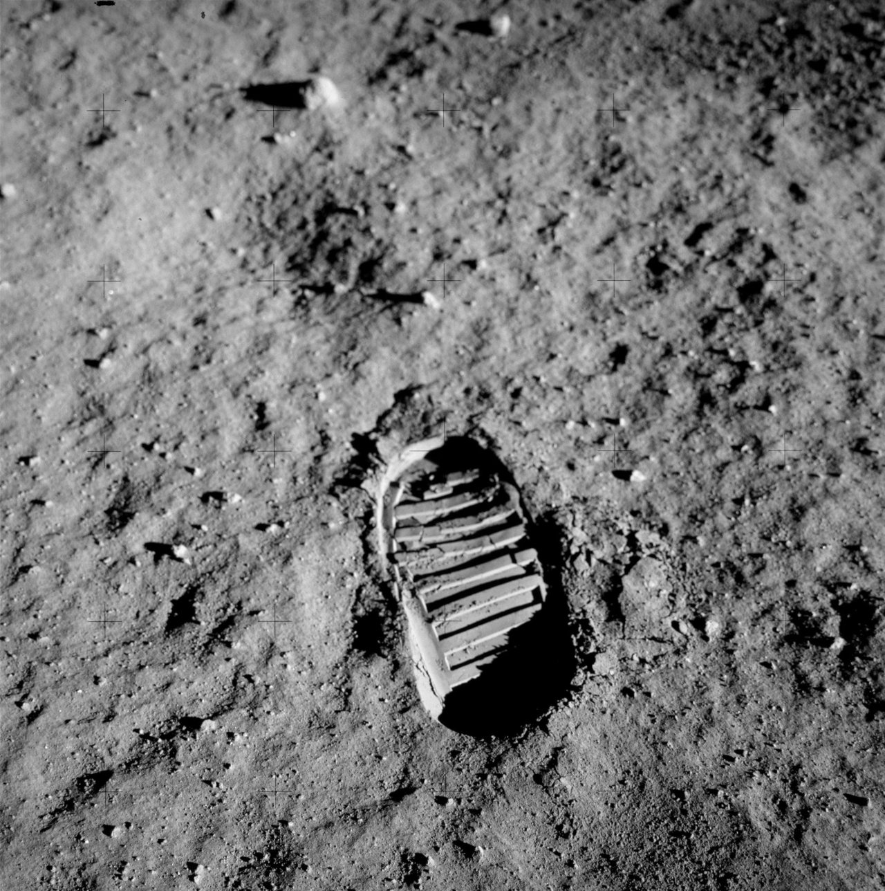 1280x1288 Misja Apollo 11 - lądowanie człowieka na Księżycu 60