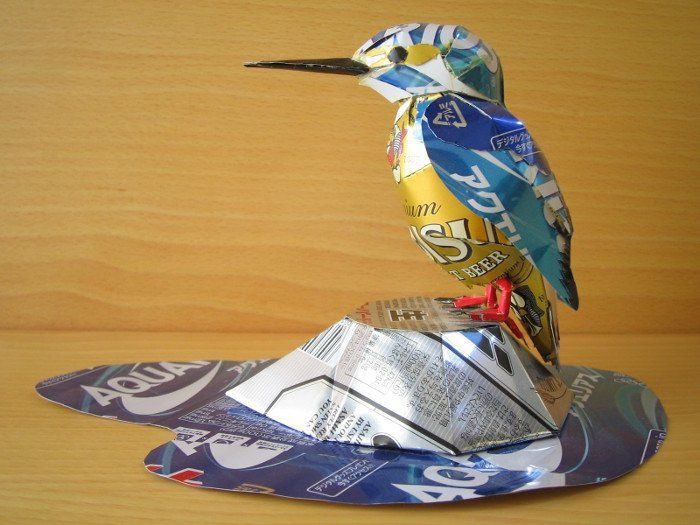 Rzeźby z aluminiowych puszek 12