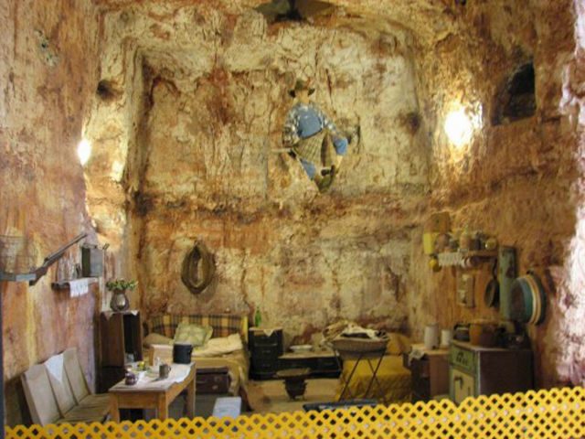 Coober Pedy - podziemne miasto 11