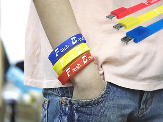 Pendrive w nietypowej formie 23
