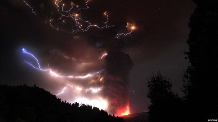 Erupcja wulkanu Puyehue 1