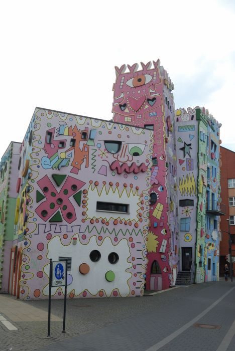 Happy Rizzi House 13