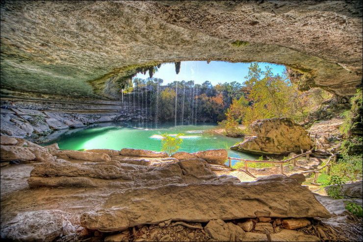 Hamilton Pool - niezwykły naturalny basen 9