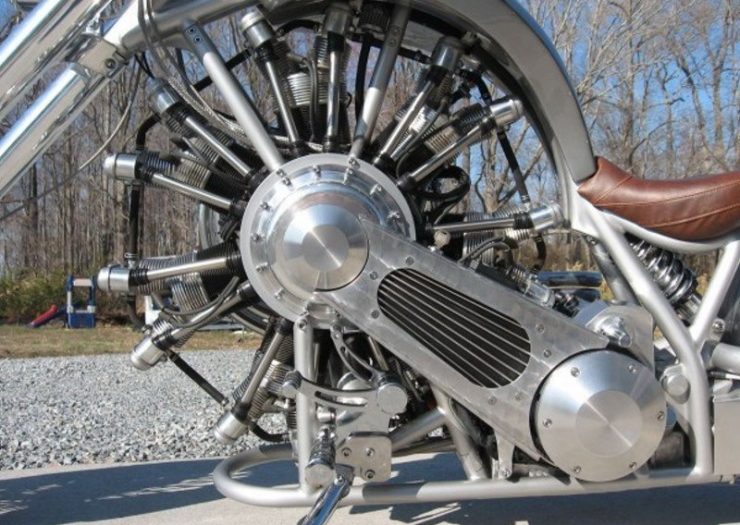 Motocykl z silnikiem gwiazdowym 5
