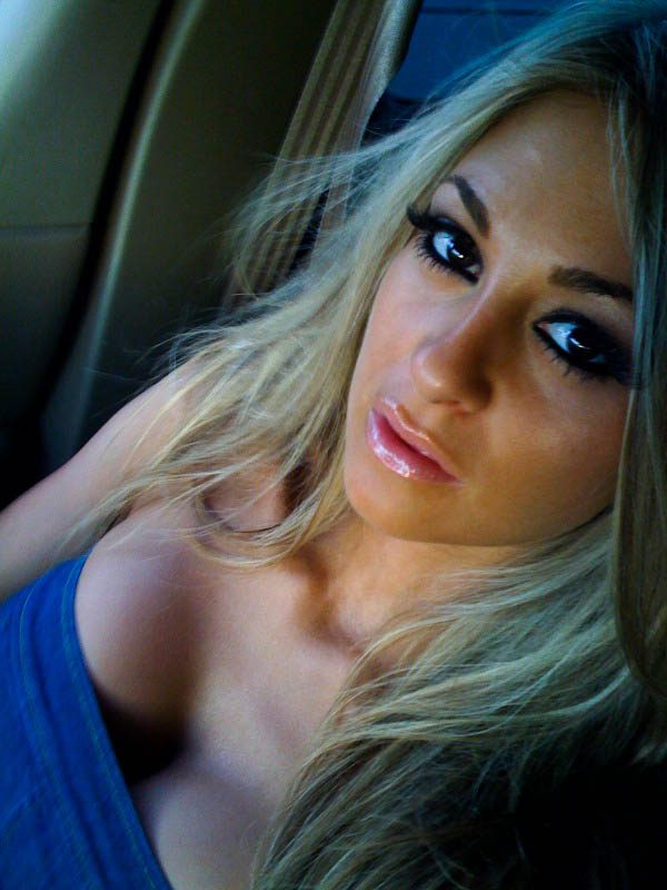 Laura Michelle 29