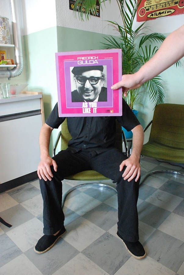 Sleeveface - zabawa z okładkami płyt #4 7