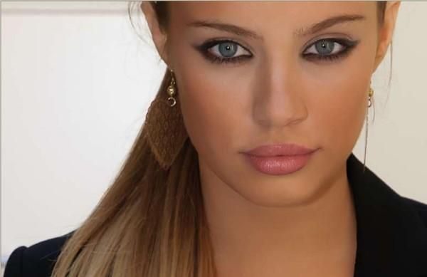 Dziewczyna dnia: Xenia Tchoumitcheva 1