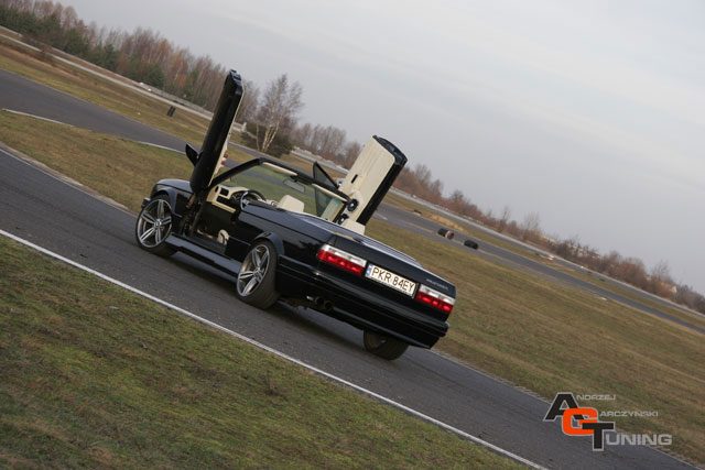 BMW e30 40