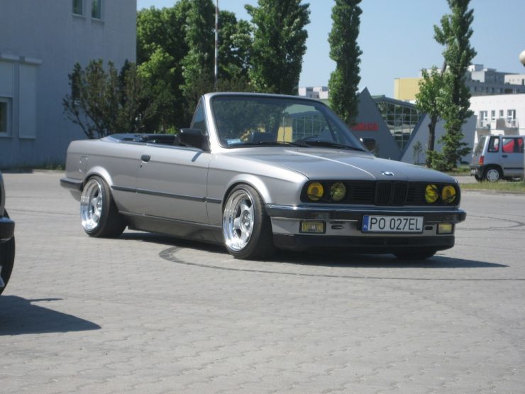 BMW e30 23