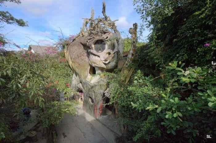Dalat Crazy House 9