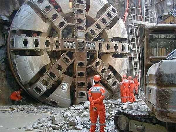 TBM - maszyny-krety drążące tunele 2