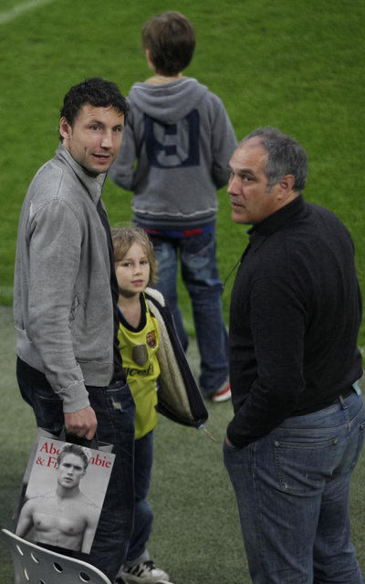 Sjy548036886dSR.jpg